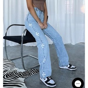 White Fox- Unbothered Jeans Washed Blue Print